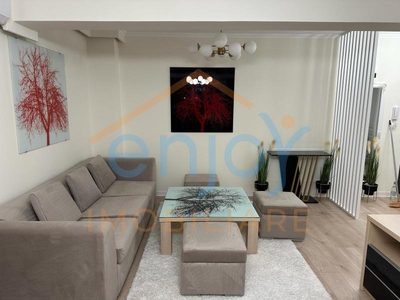 Apartament cu 3 camere, 60 mp, Strada Stelelor