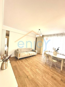 Apartament cu 3 camere, Floresti