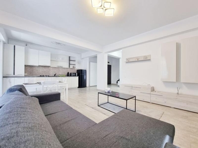 Apartament cu parcare privata si vedere la mare, langa plaja