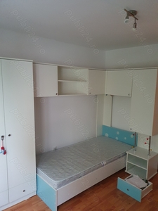 Închiriez apartament 3 camere