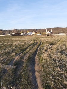 Vând teren intravilan situat în Slatina