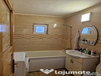 Reșița, apartament 2 camere, decomandat, mobilat si utilat,