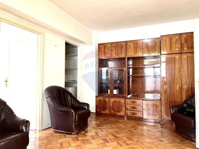 Apartament 2 camere vanzare in bloc de apartamente Bucuresti, Universitate