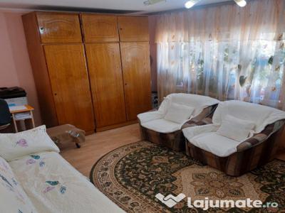 Apartament 3 camere Doi Stejari