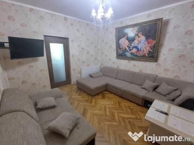 Apartament 3 camere la parter in vila + curte Turturelelor