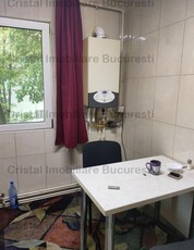 Apartament 4 camere. Intre Bld. Brancoveanu si Obregia.