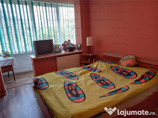 Apartament cu 2 camere - zona Tractorul