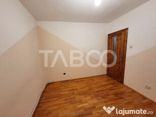 Apartament cu 3 camere etaj 3 de vanzare in Sebes Lucian Bla