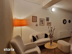 De inchiriat apartament 3 camere,strada Papiu