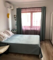 Vanzare Apartament 3 camere, decomandat Trapezului