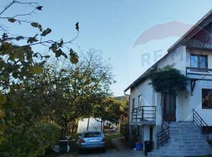 VILA cu 6 camere de VANZARE in Simleu Silvaniei