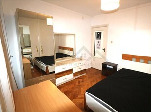 Apartament 3 camere , centrala proprie , zona Torontalului