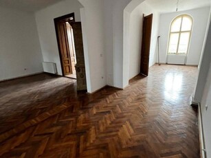 Apartament 3 camere Sinaia