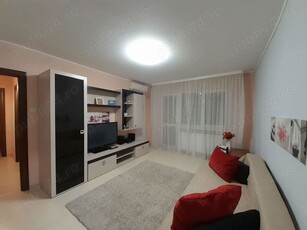 Apartament cu 3 camere de inchiriat