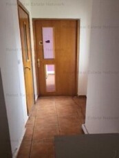 Apartament 3 camere curte proprie-Parcul Carol