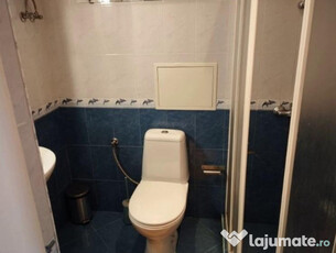 Apartament o camera situat in zona Centrala de inchiriat urgent!