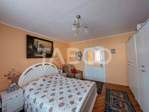 Casa 1 nivel 4 camere 2 bai 83 mpu pivnita curte Lipoveni Alba Iulia