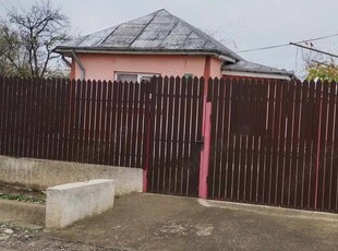 Casa si teren vanzare 15 Km Focsani , Sat. Budesti , Com Cotesti