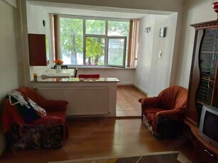 De inchiriat apartament 2 camere