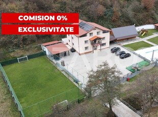 De vanzare Casa Munty - Pensiune de lux in inima padurii langa Sibiu