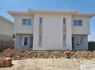 Duplex P+1 - 4 camere - terasa mare acoperita - 120.000 euro-se accepta doar plata cash