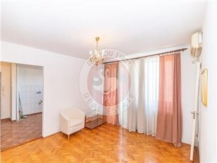 Iancu de Hunedoara | Apartament 3 camere | 68mp | semidecomandat I B7118