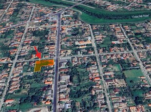 Teren și casă 2 fronturi stradale ideale pentru spatiu comercial