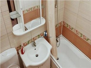 Vanzare Apartament 3 Camere Decomandat LuicaIzvorul Oltului