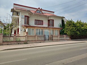 Casavila 15 camere vanzare in Suceava, Burdujeni