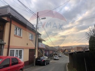 Casavila 4 camere vanzare in Sibiu, Medias, Sud-Est