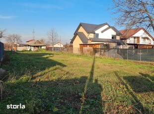 Intravilan Caciulati!!! Pozitie ideala intre case, 15 min de capitala