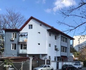 Apartament 3 camere în zona BUCIUM