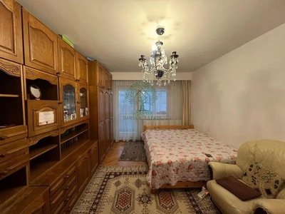 Apartament 3 camere, decomandat, zona strazii Bucuresti Marasti, etaj 2