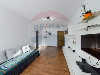 Apartament 3 camere inchiriere in bloc de apartamente Brasov, Noua