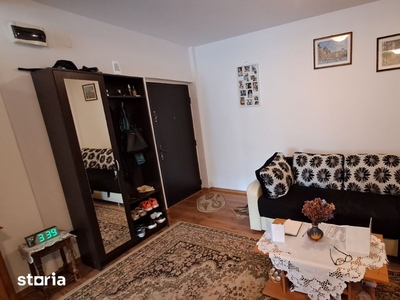 Apartament 2 camere decomandat 55 mp, et.1 parcare Subcetate Floresti