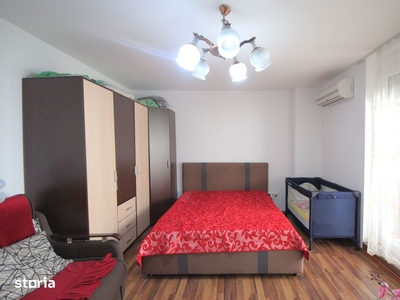 Apartament cu 1 camera, decomandat, cu loc de parcare - zona Aradului