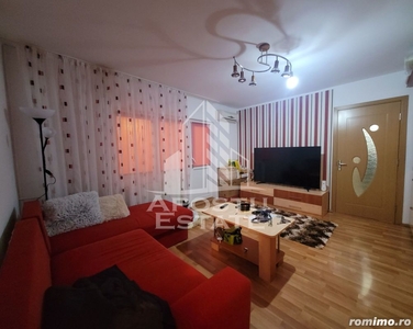 Apartament cu 2 camere, 2 balcoane, centrala proprie ,zona Lipovei