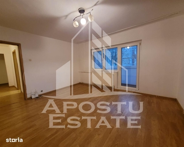 Apartament cu 2 camere, etaj intermediar, zona Aradului