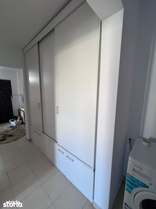 Apartament cu 3 camere decomandat zona Pacurari