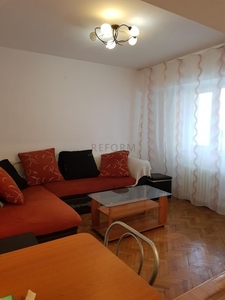 De inchiriat apartament cu 3 camere cartier Zolrilor