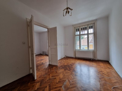 De inchiriat apartament cu 4 camere in inima Clujului