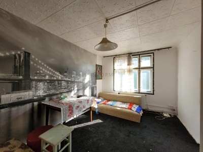 De inchiriat apartament cu o camera in zona semicentrala