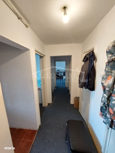 Apartament de 2 camere, 56 mp, zona Dambu Rotund