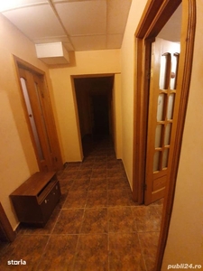 De vânzare apartament 3 camere decomandat zona Gării - Ștefan cel Mare