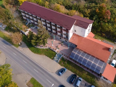 Hotel-Restaurant 24 camere de vanzare in Hunedoara, zona Central
