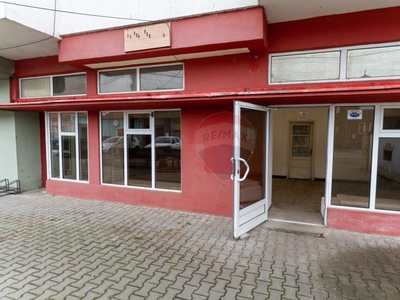 Spatiu comercial de vanzare, 68mp, Ilia, jud. Hunedoara