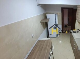 Apartament 2 camere curte proprie Aparatorii Patriei