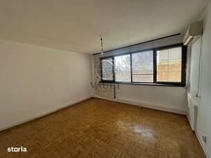 Apartament 3 camere-decomandat- Bd. Dimitrie Cantemir