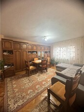 Apartament cu 3 camere decomandat | Carpati II