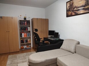 Apartament de 3 camere ( Et1-Decomandat ) -Rahova-Sebastian